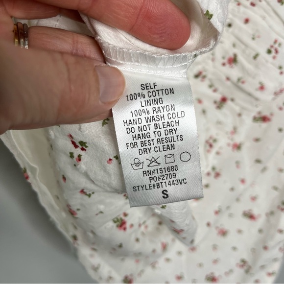 Storia Petite Floral Ruffle Front Top S - Picture 4 of 5